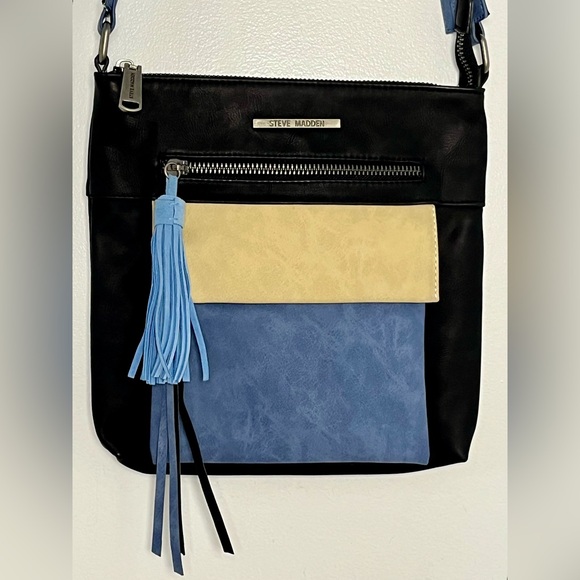 NWOT Steve Madden Black, Blue, and Cream Crossbody Bag - Picture 3 of 13